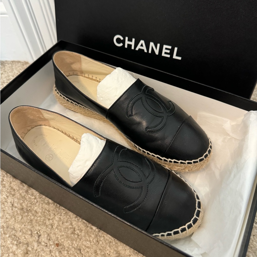 Chanel Espadrilles black lambskin sz 35